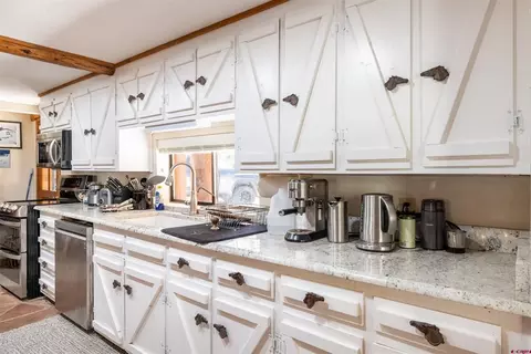 Kitchen - 182 Beaver Cir, Durango, CO 81301 photo 5 of 5