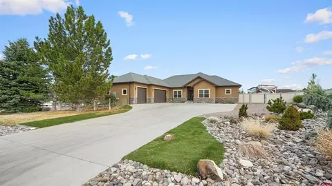 2042 Consitution Loop, Montrose, CO 81401