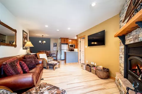 Living - 455 Sheol St #320, Durango, CO 81301 photo 3 of 3