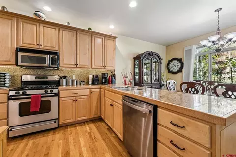 Kitchen - 34 El Diente Dr, Durango, CO 81301 photo 2 of 6