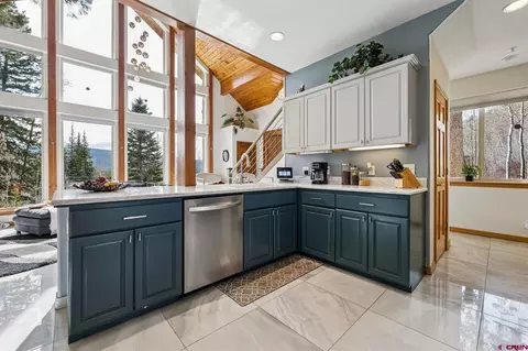 Kitchen - 20 Creekside Dr, Durango, CO 81301 photo 3 of 3