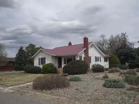 Exterior - 1081 E 13th St, Delta, CO 81416 photo 1 of 9