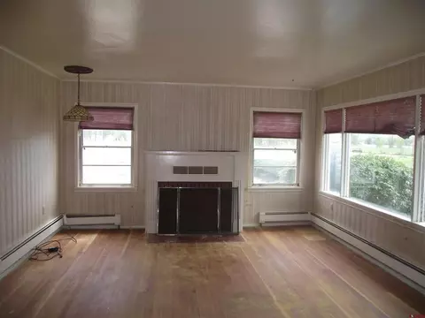 Living - 1081 E 13th St, Delta, CO 81416 photo 2 of 6