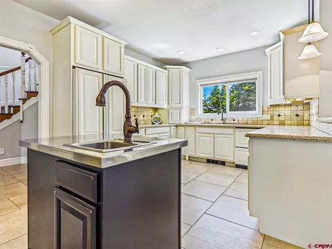 Kitchen - 16331 2550 Rd, Cedaredge, CO 81413 photo 2 of 4