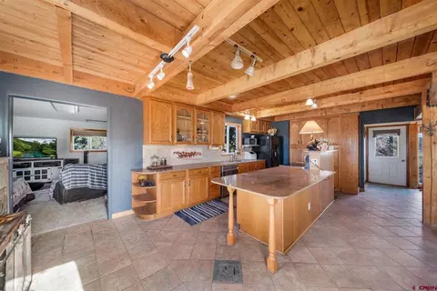 Kitchen - 262 Moon Shadow Ln, Ignacio, CO 81137 photo 4 of 4