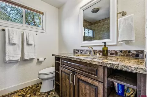 Bath - 160 Brice Pl, Durango, CO 81303 photo 2 of 7