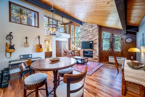 Living - 73 S Tamarron Dr #823/824/825, Durango, CO 81301 photo 4 of 5