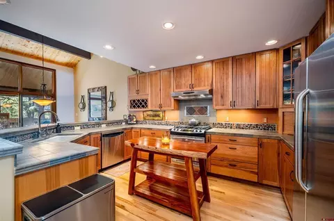 Kitchen - 73 S Tamarron Dr #823/824/825, Durango, CO 81301 photo 2 of 3