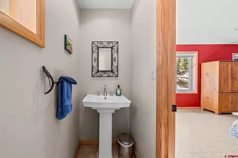 Bath - 89 Hermosa View Dr, Durango, CO 81301 photo 1 of 5