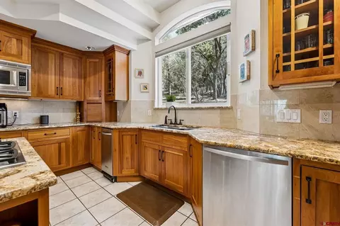 Kitchen - 45 Tanglewood Dr, Durango, CO 81301 photo 5 of 6