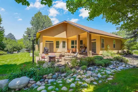 Exterior - 496 Horse Thief Ln, Durango, CO 81301 photo 4 of 6
