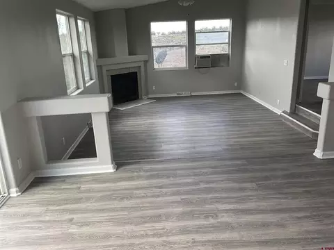 Living - 428 County Road 314, Ignacio, CO 81137 photo 3 of 5