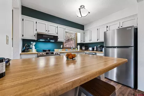 Kitchen - 212 Pine Ridge Loop #A6, Durango, CO 81301 photo 2 of 4