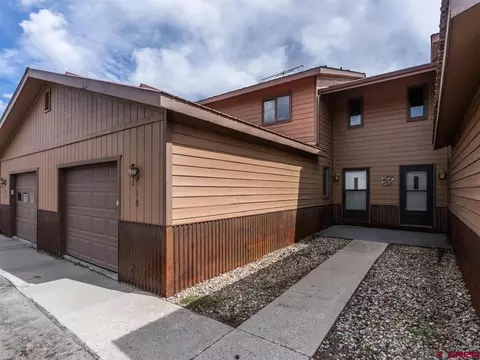 109 Shavano Dr #E5, Gunnison, CO 81230