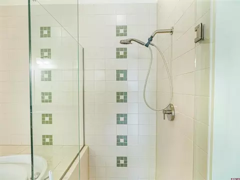 Bath - 555 Rivergate Ln #B2-139, Durango, CO 81301 photo 3 of 5