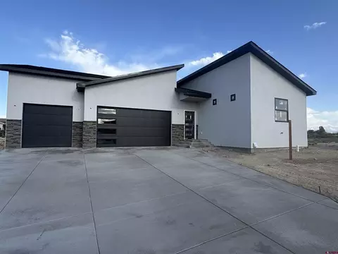 3033 Cook Dr, Montrose, CO 81401