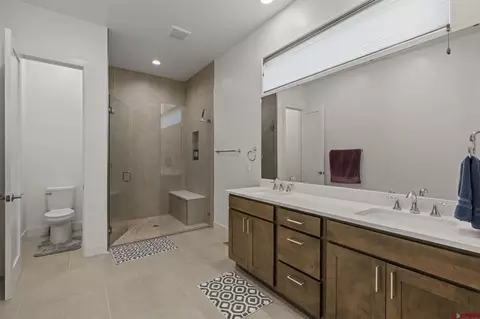 Bath - 216 Via Veneto, Durango, CO 81301 photo 2 of 4