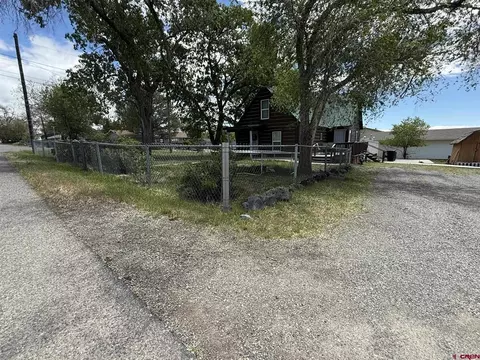 Exterior - 915 NW Cedar Ave, Cedaredge, CO 81413 photo 5 of 8