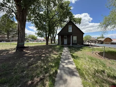 Exterior - 915 NW Cedar Ave, Cedaredge, CO 81413 photo 3 of 8