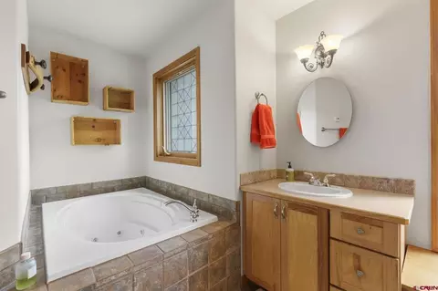 Bath - 434 Jenkins Ranch Rd, Durango, CO 81301 photo 3 of 5