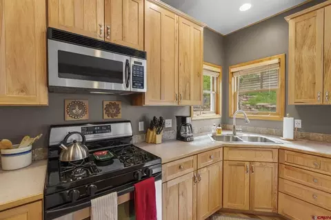Kitchen - 434 Jenkins Ranch Rd, Durango, CO 81301 photo 5 of 5