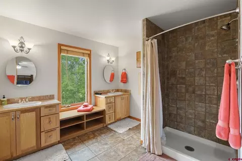 Bath - 434 Jenkins Ranch Rd, Durango, CO 81301 photo 2 of 5
