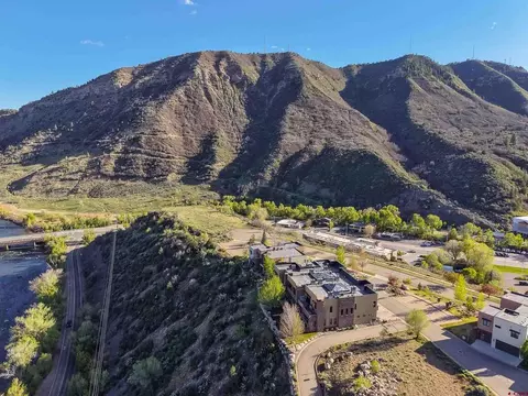 View/Area - 239 Rock Point Dr #B, Durango, CO 81301 photo 4 of 5