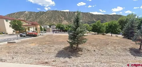 325 S 7th St, Rifle, CO 81650