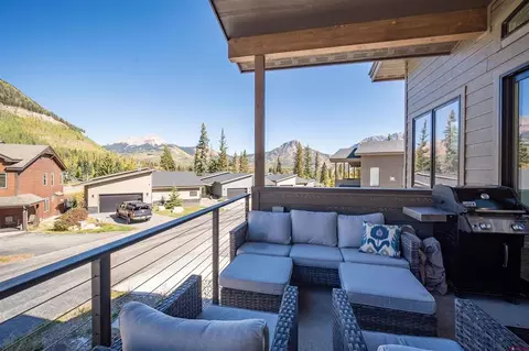 Exterior - 76 Tacoma Dr, Durango, CO 81301 photo 2 of 7