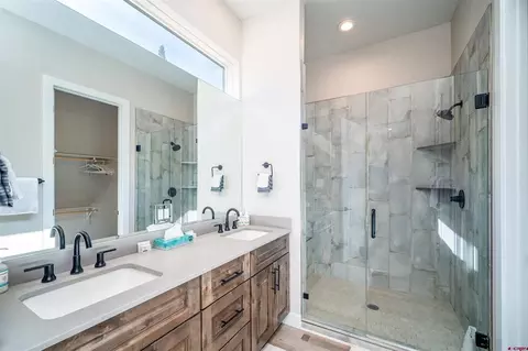Bath - 76 Tacoma Dr, Durango, CO 81301 photo 1 of 3