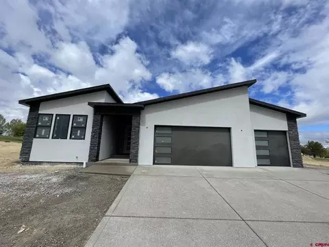 3732 Chestnut Dr, Montrose, CO 81401