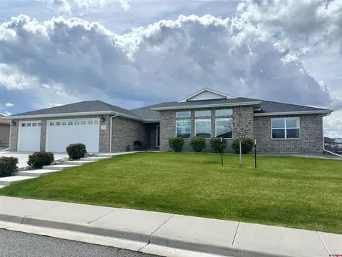 1302 Peppertree Dr, Montrose, CO 81401