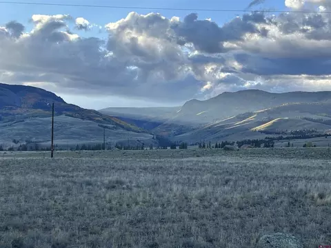 165 Outlet Dr, Creede, CO 81130