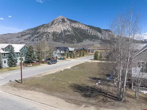 702 Nineth St, Crested Butte, CO 81224