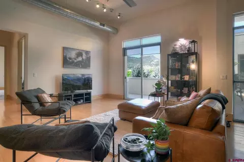 Living - 555 Rivergate Ln #B1-121, Durango, CO 81301 photo 3 of 4
