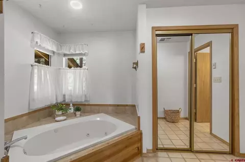 Bath - 37 Verde Ln, Durango, CO 81301 photo 1 of 5