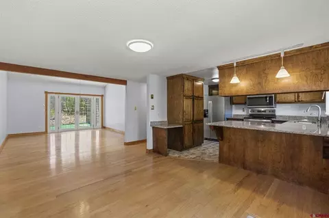 Living - 6 Willow Ct, Durango, CO 81301 photo 2 of 5
