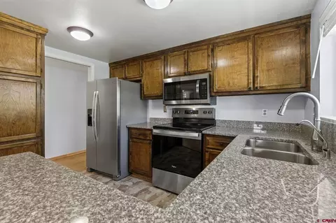 Kitchen - 6 Willow Ct, Durango, CO 81301 photo 2 of 2