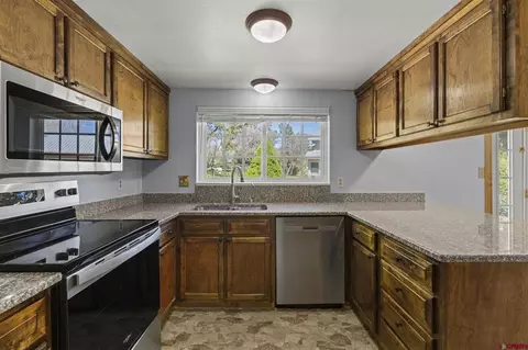 Kitchen - 6 Willow Ct, Durango, CO 81301 photo 1 of 2