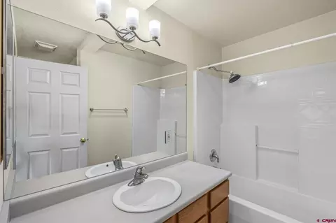 Bath - 525 E Animas View Dr #25, Durango, CO 81301 photo 1 of 2