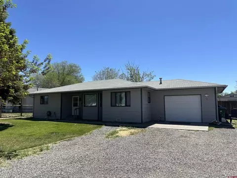 74 Colorado Ave, Montrose, CO 81401