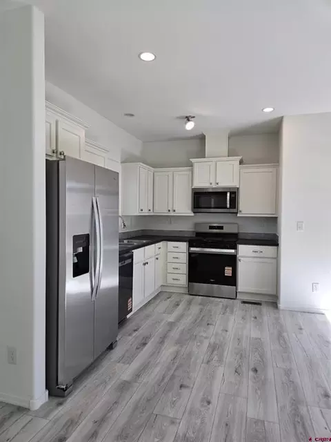 Kitchen - 6000 County Road 203 #41, Durango, CO 81301 photo 1 of 2