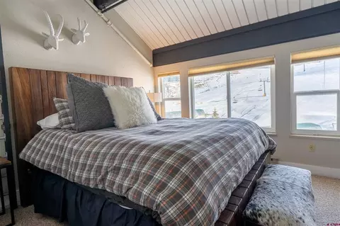 Bedroom - 12 Snowmass Rd #414, Crested Butte, CO 81225 photo 6 of 8