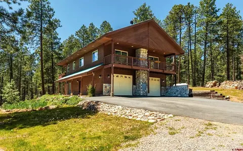 1483 Los Ranchitos Dr, Durango, CO 81301