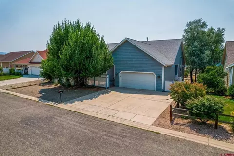 Exterior - 607 Apple Dr, Cortez, CO 81321 photo 6 of 8