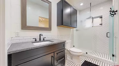 Bath - 225 Prospect Dr, Durango, CO 81303 photo 2 of 5