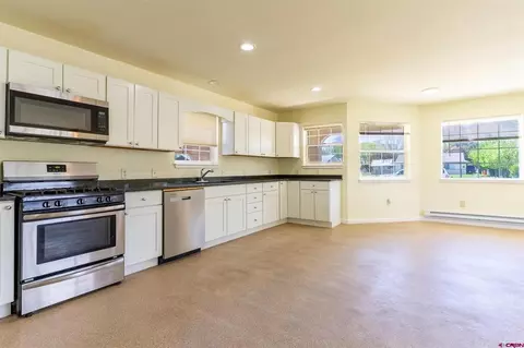 Kitchen - 100 Browning, Ignacio, CO 81137 photo 1 of 4