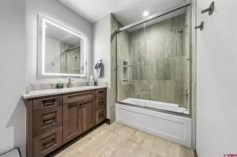 Bath - 136 Outlaw Dr #1B, Durango, CO 81301 photo 4 of 5