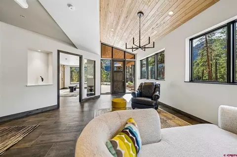 Entry Way - 136 Outlaw Dr #1B, Durango, CO 81301 photo 4 of 4