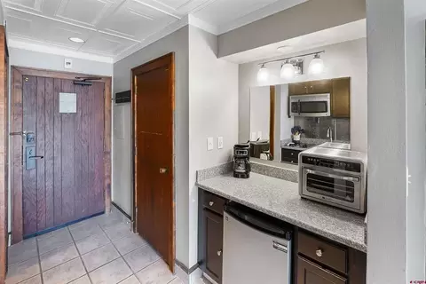 Kitchen - 314 N Tamarron Dr #232, Durango, CO 81301 photo 3 of 4